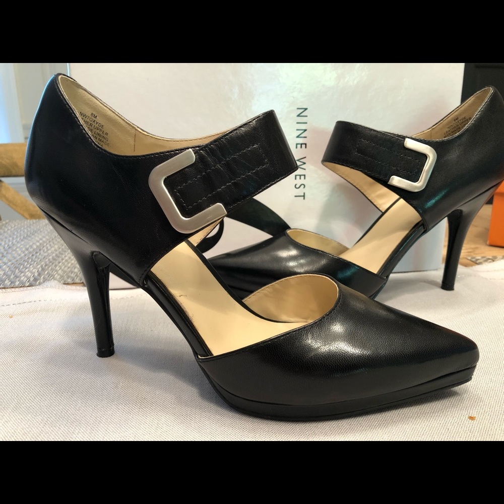 Nine West black leather heels 8-1/2